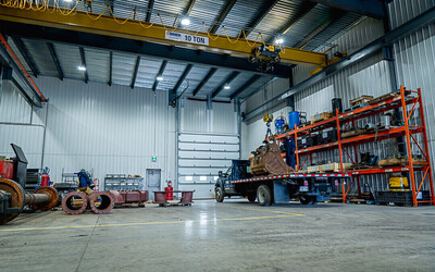 10 TON CRANE/LOADING BAY