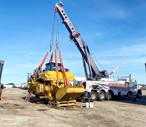 D11T DOZER LOADING / INTERNATIONAL SHIPPING